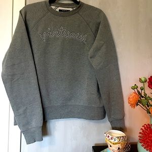 Sweatshirt by Brunette